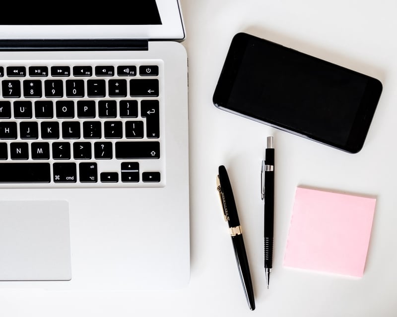 keyboard and phone with pens